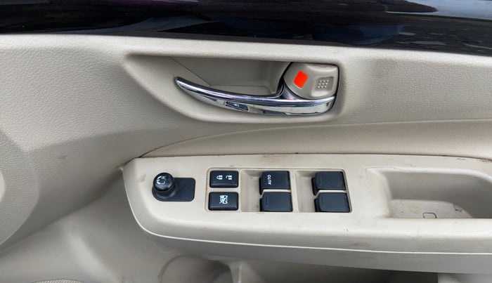 2017 Maruti Ciaz SIGMA 1.4 MT PETROL, Petrol, Manual, 32,325 km, Driver Side Door Panels Control