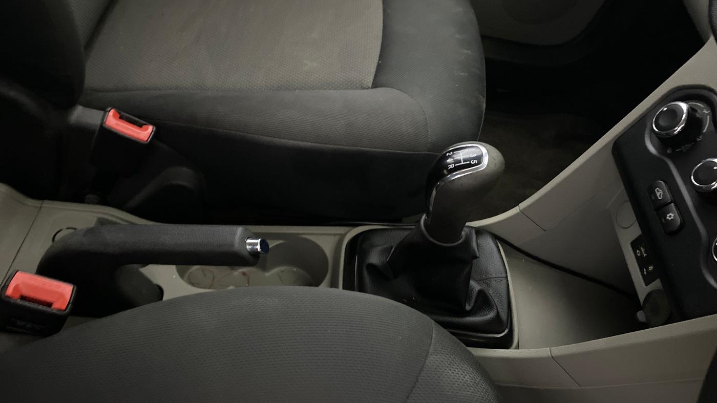 2018 Tata Tiago XT PETROL, Petrol, Manual, 22,439 km, Gear Lever