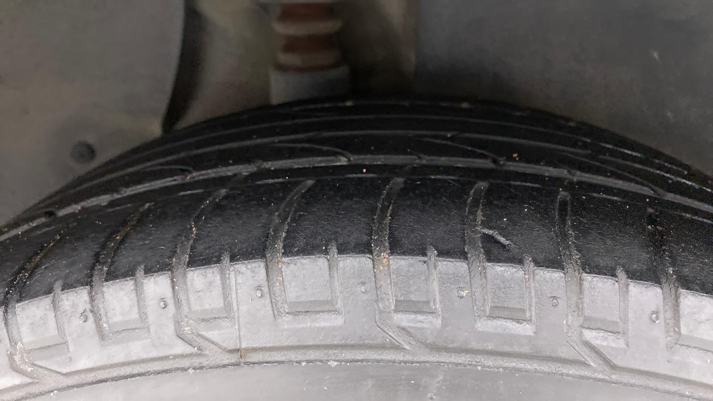 2017 Hyundai Creta SX PLUS AT 1.6 PETROL, Petrol, Automatic, 82,225 km, Right Rear Tyre Tread