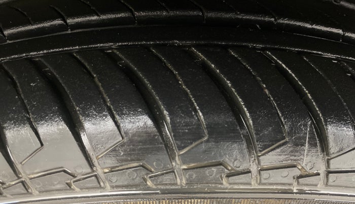 2024 Hyundai EXTER SX(O) CONNECT 1.2 AMT, Petrol, Automatic, 15,433 km, Left Front Tyre Tread