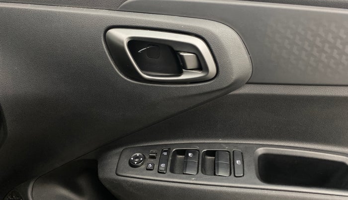 2024 Hyundai EXTER SX(O) CONNECT 1.2 AMT, Petrol, Automatic, 15,433 km, Driver Side Door Panels Control