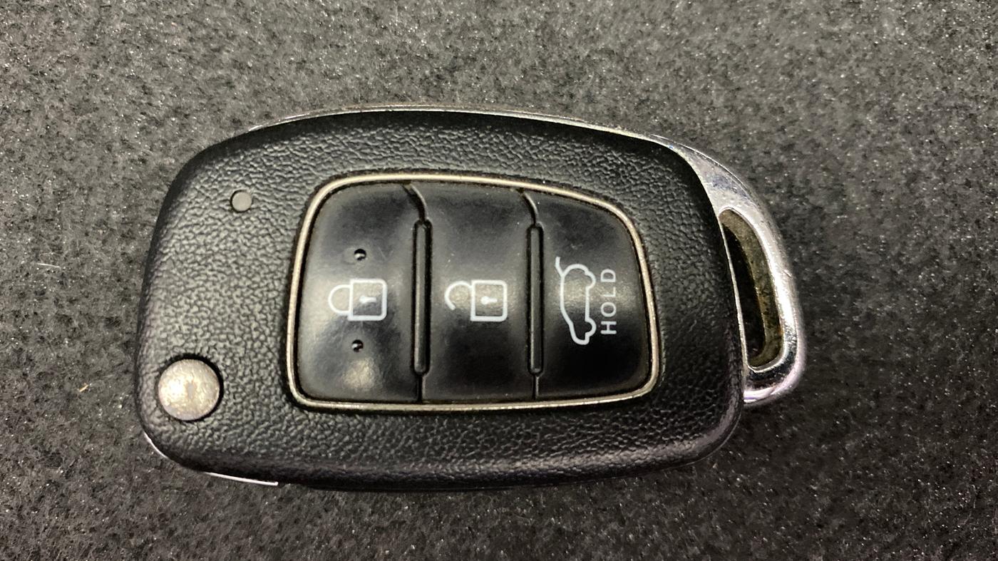 2015 Hyundai i20 Active 1.2 S, Petrol, Manual, 34,618 km, Key Close Up