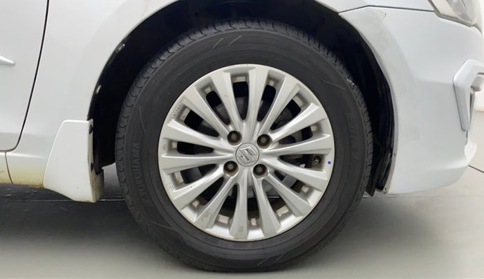 2016 Maruti Ciaz  ZDI SHVS, Diesel, Manual, 64,065 km, Right Front Wheel