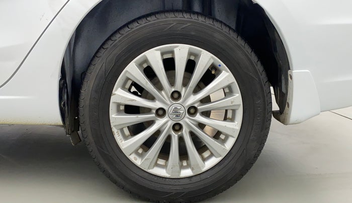 2016 Maruti Ciaz  ZDI SHVS, Diesel, Manual, 64,065 km, Left Rear Wheel