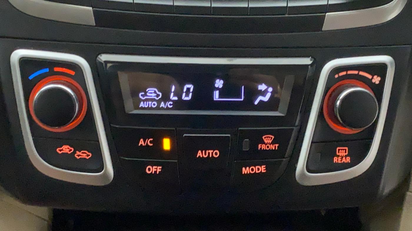 2016 Maruti Ciaz  ZDI SHVS, Diesel, Manual, 64,065 km, Automatic Climate Control
