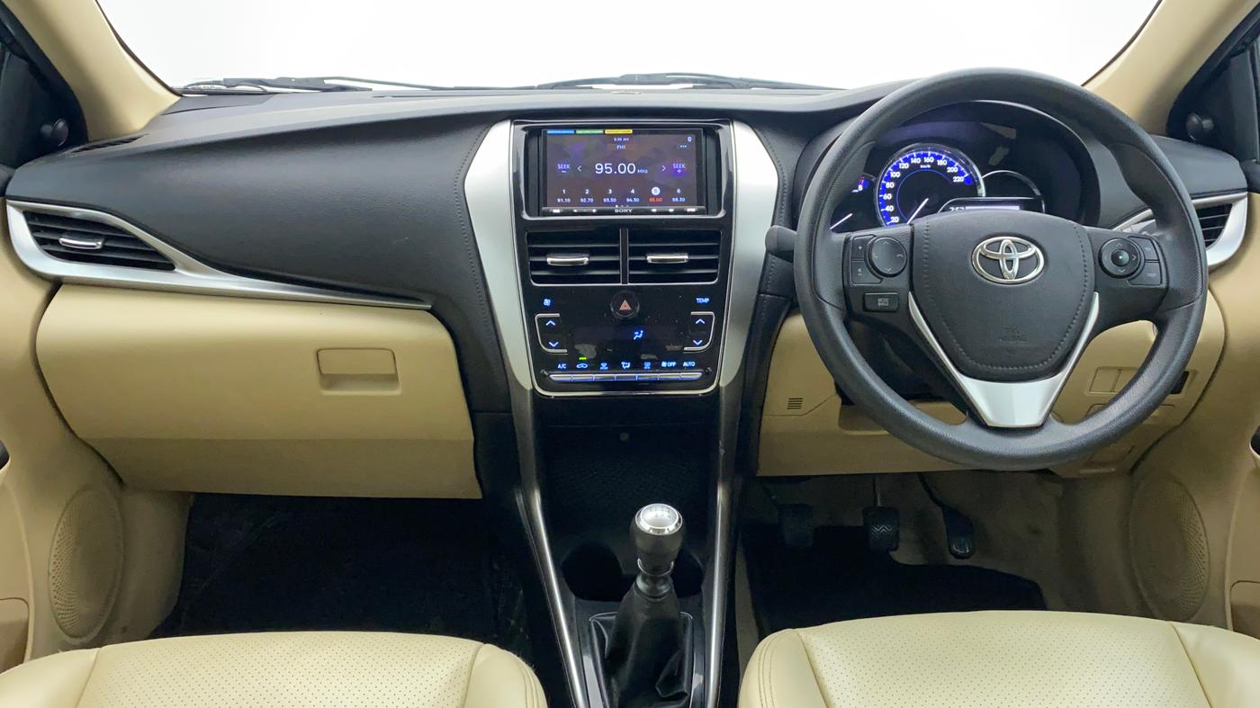 2020 Toyota YARIS G MT, Petrol, Manual, 44,145 km, Dashboard