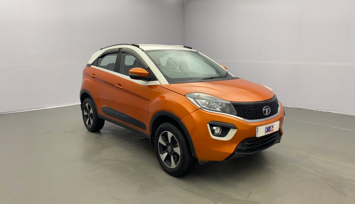 2018 Tata NEXON XZ PLUS PETROL DUAL TONE, Petrol, Manual, 71,477 km, Right Front Diagonal