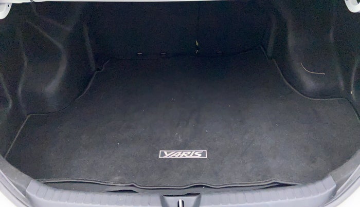 2018 Toyota YARIS V CVT, Petrol, Automatic, 18,392 km, Boot Inside