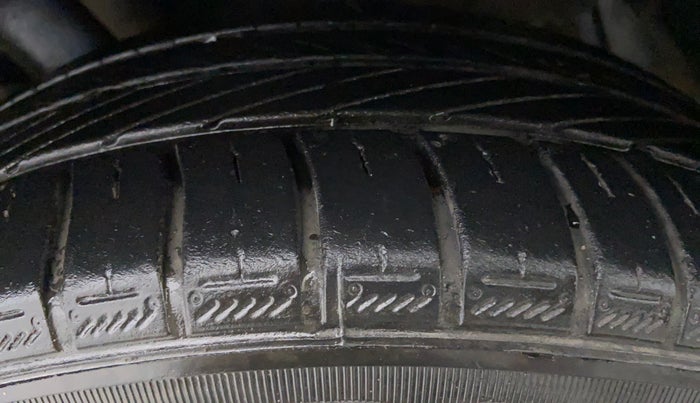 2018 Toyota YARIS V CVT, Petrol, Automatic, 18,392 km, Left Front Tyre Tread