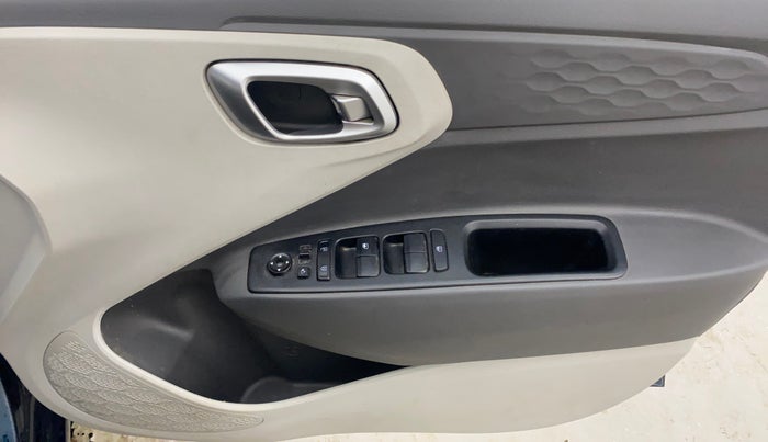 2020 Hyundai GRAND I10 NIOS SPORTZ AMT 1.2 KAPPA VTVT, Petrol, Automatic, 1,33,572 km, Driver Side Door Panels Control