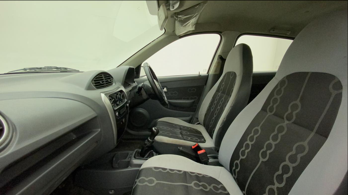 2015 Maruti Alto 800 VXI, Petrol, Manual, 31,078 km, Right Side Front Door Cabin