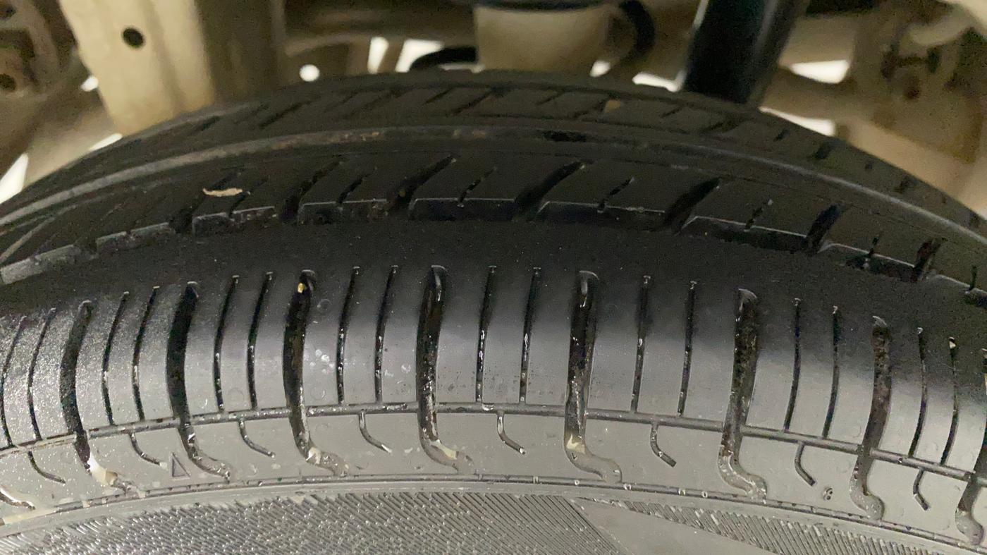 2015 Maruti Alto 800 VXI, Petrol, Manual, 31,078 km, Right Rear Tyre Tread