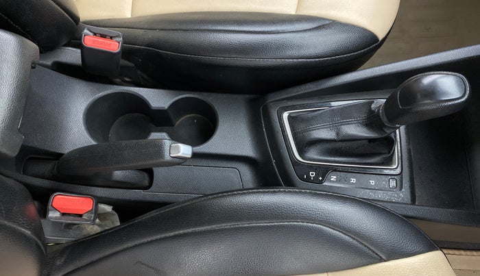 2018 Hyundai Elite i20 ASTA 1.2  CVT, CNG, Automatic, 93,294 km, Gear Lever