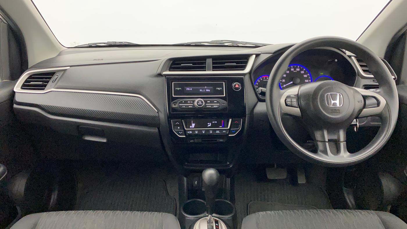 2017 Honda Brio VX AT, Petrol, Automatic, 39,220 km, Dashboard