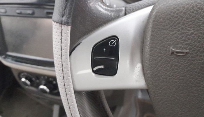 2015 Renault Lodgy 110 PS RXZ, Diesel, Manual, 89,791 km, Adaptive Cruise Control