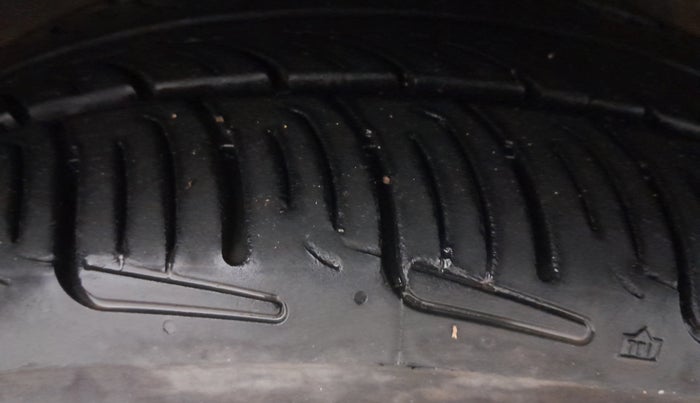 2015 Renault Lodgy 110 PS RXZ, Diesel, Manual, 89,791 km, Right Front Tyre Tread