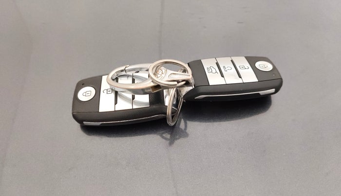 2022 KIA SELTOS HTK PLUS 1.5, Petrol, Manual, 71,793 km, Key Close Up