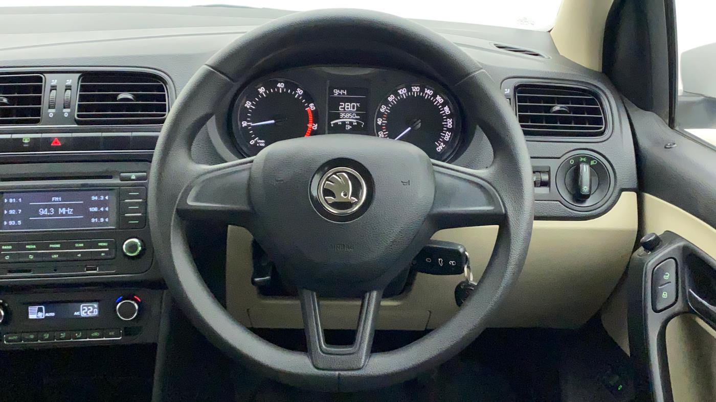 2020 Skoda Rapid ACTIVE 1.0 TSI, Petrol, Manual, 36,098 km, Steering Wheel Close Up