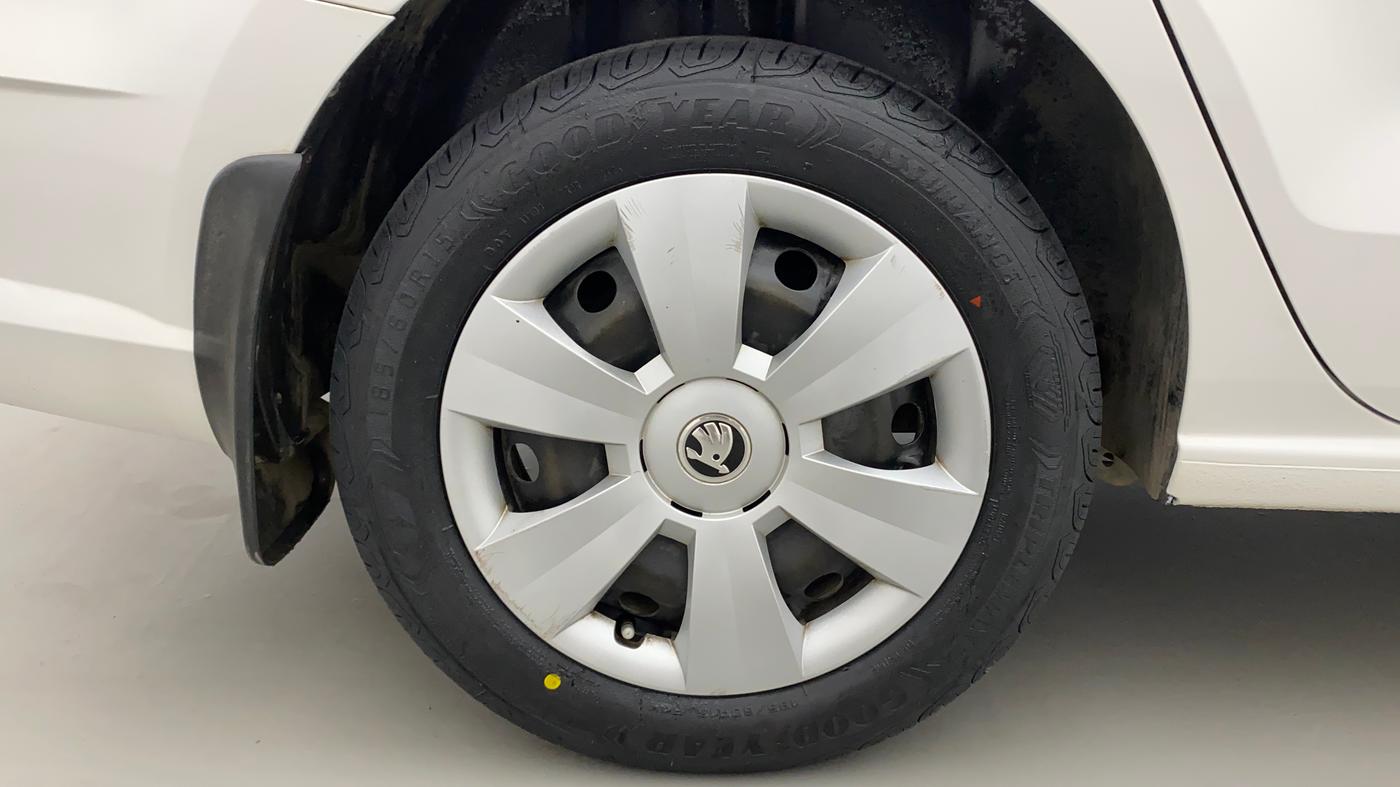 2020 Skoda Rapid ACTIVE 1.0 TSI, Petrol, Manual, 36,098 km, Right Rear Wheel