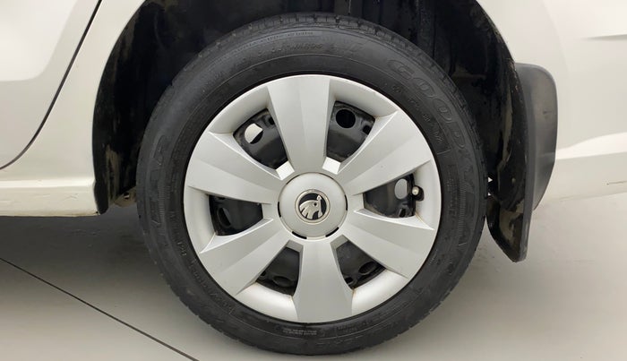 2020 Skoda Rapid ACTIVE 1.0 TSI, Petrol, Manual, 36,098 km, Left Rear Wheel