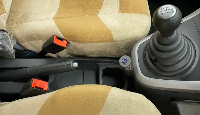2010 Maruti Ritz ZXI, Petrol, Manual, 19,108 km, Gear Lever