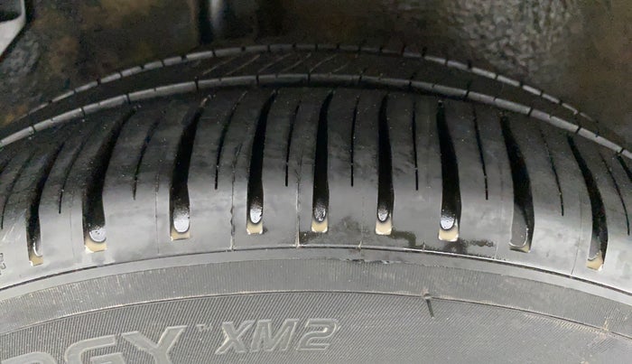 2010 Maruti Ritz ZXI, Petrol, Manual, 19,108 km, Right Rear Tyre Tread