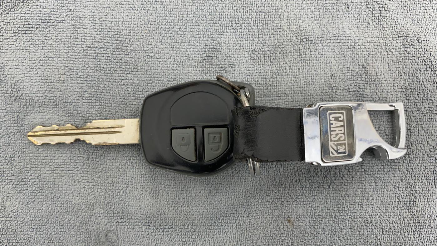 2010 Maruti Ritz ZXI, Petrol, Manual, 19,108 km, Key Close Up