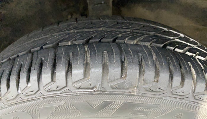 2013 Maruti Wagon R Stingray VXI, Petrol, Manual, 10,737 km, Right Front Tyre Tread
