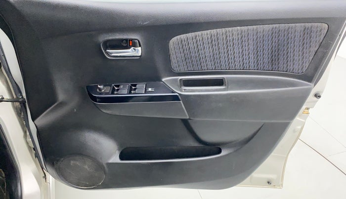 2013 Maruti Wagon R Stingray VXI, Petrol, Manual, 10,737 km, Driver Side Door Panels Control