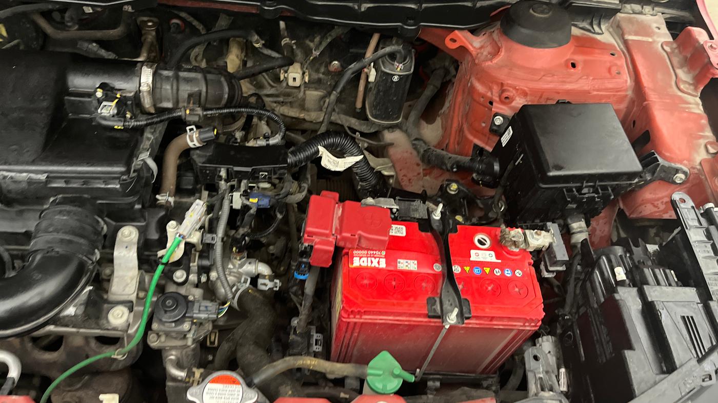 2023 Maruti BREZZA ZXI + SMART HYBRID, Petrol, Manual, 37,195 km, Engine View - Left