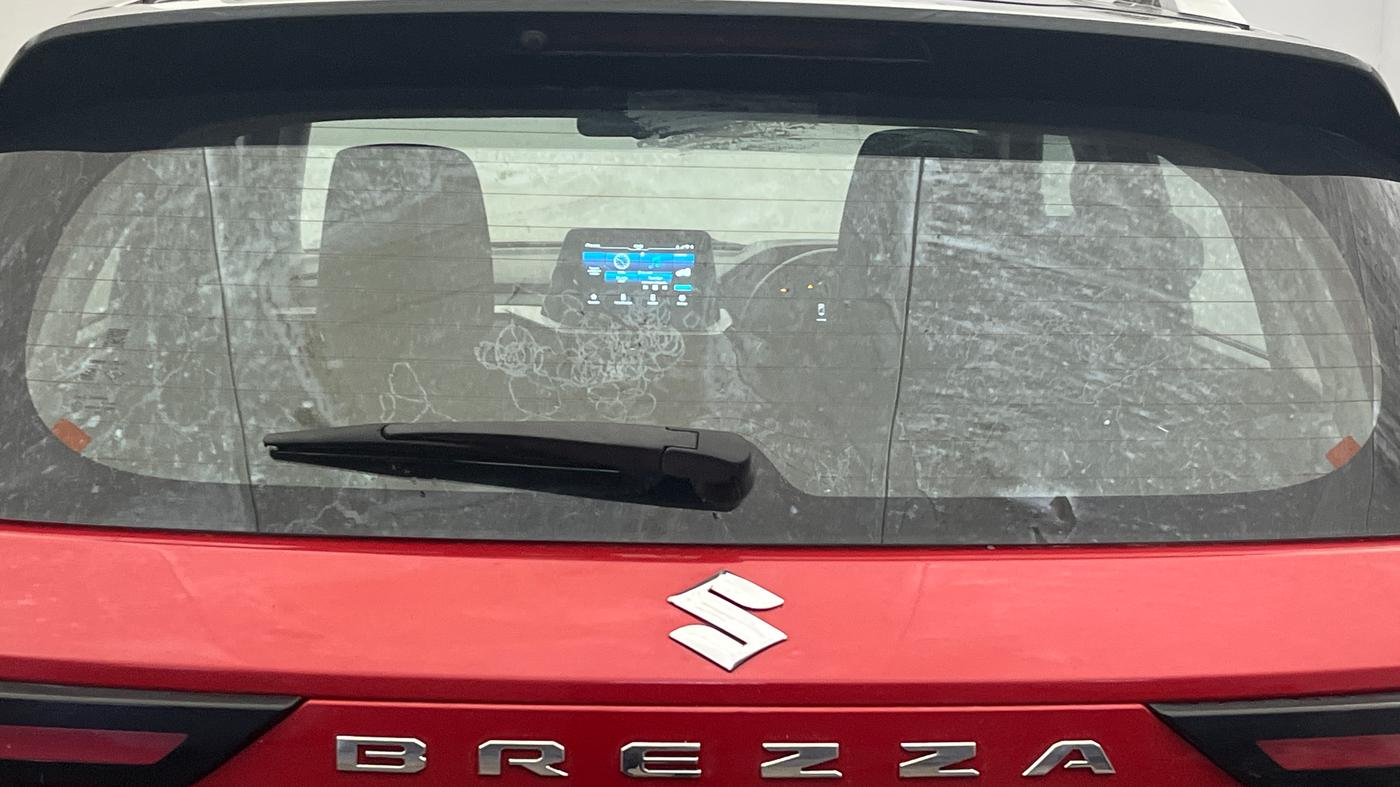 2023 Maruti BREZZA ZXI + SMART HYBRID, Petrol, Manual, 37,195 km, Rear Wiper