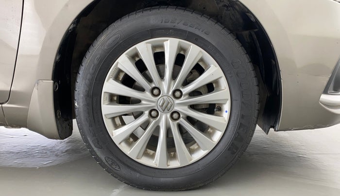 2018 Maruti Ciaz DELTA AT 1.5 SHVS PETROL, Petrol, Automatic, 59,456 km, Right Front Wheel