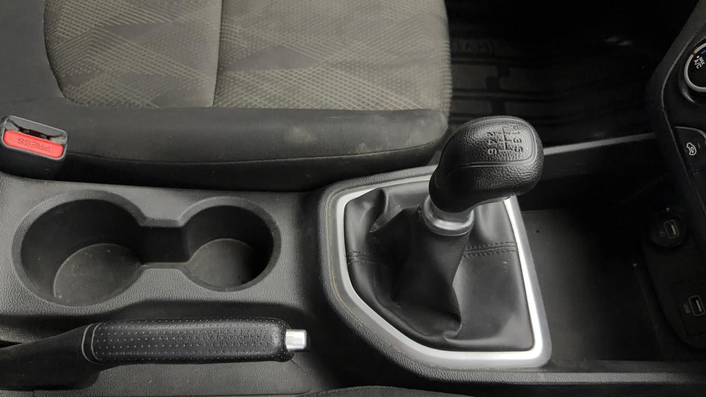 2018 Hyundai Creta E PLUS 1.6 PETROL, Petrol, Manual, 33,724 km, Gear Lever