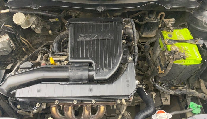 2017 Maruti Swift VXI O, Petrol, Manual, 1,31,746 km, Engine View