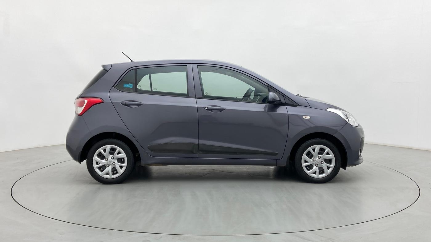 2017 Hyundai Grand i10 SPORTZ 1.2 KAPPA VTVT, Petrol, Manual, 36,234 km, Right Side View