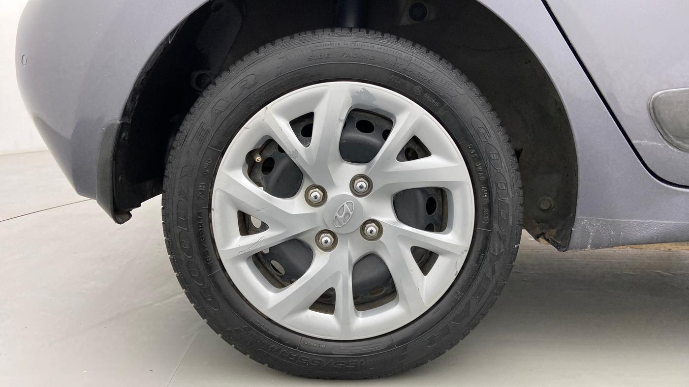 2017 Hyundai Grand i10 SPORTZ 1.2 KAPPA VTVT, Petrol, Manual, 36,234 km, Right Rear Wheel