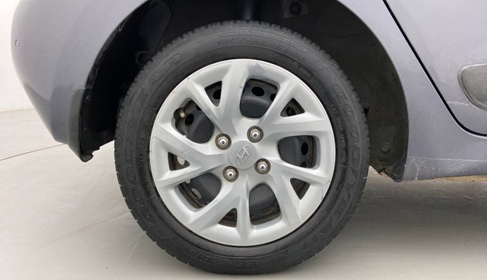 2017 Hyundai Grand i10 SPORTZ 1.2 KAPPA VTVT, Petrol, Manual, 36,234 km, Right Rear Wheel