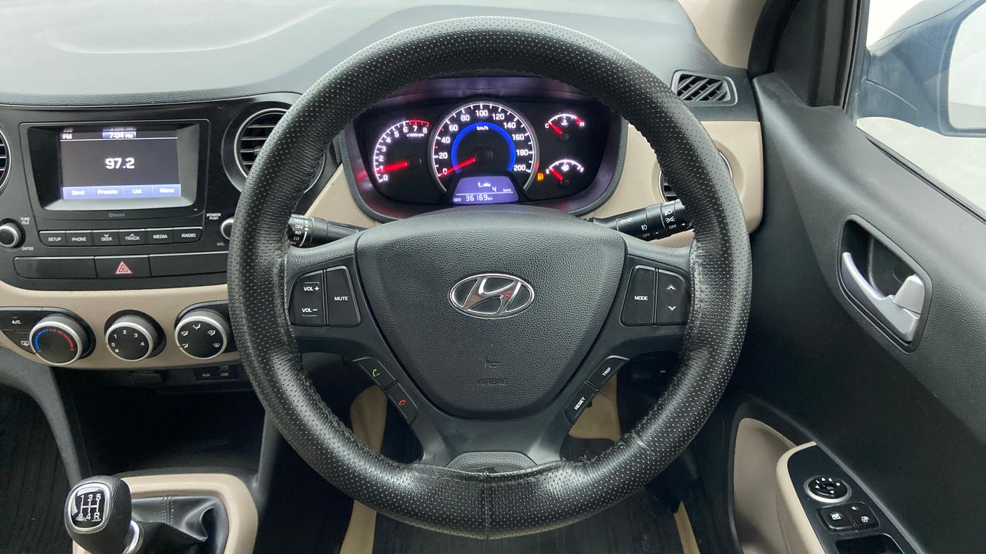 2017 Hyundai Grand i10 SPORTZ 1.2 KAPPA VTVT, Petrol, Manual, 36,234 km, Steering Wheel Close Up