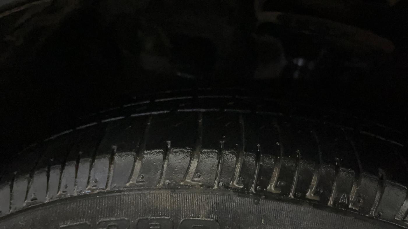 2016 Hyundai Creta S 1.6 PETROL, Petrol, Manual, 53,363 km, Left Front Tyre Tread