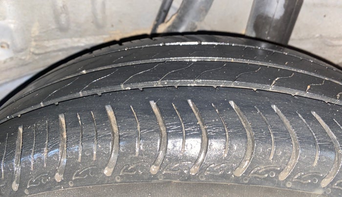 2021 Honda Amaze 1.2L I-VTEC VX, Petrol, Manual, 43,421 km, Left Rear Tyre Tread