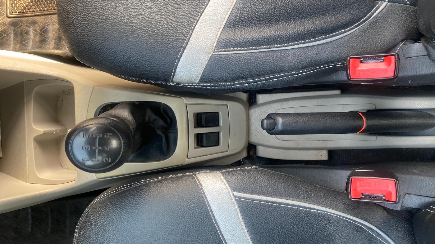 2021 Maruti Alto VXI, Petrol, Manual, 18,618 km, Gear Lever