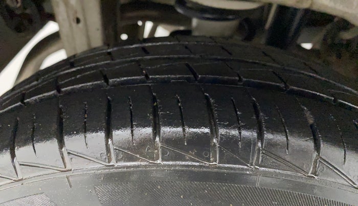 2019 Maruti Alto LXI, Petrol, Manual, 28,504 km, Right Rear Tyre Tread