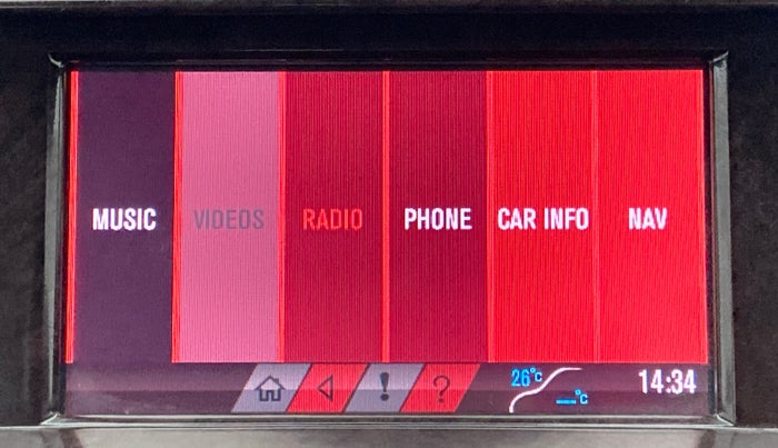 2013 Mahindra XUV500 W8 FWD, Diesel, Manual, 74,946 km, Touchscreen Infotainment System