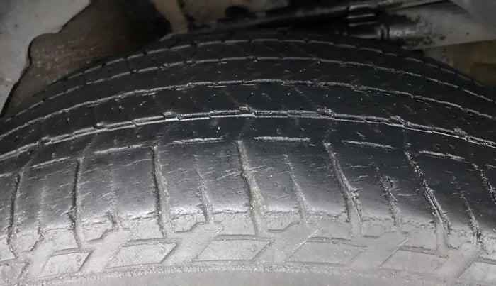 2013 Mahindra XUV500 W8 FWD, Diesel, Manual, 74,946 km, Left Rear Tyre Tread