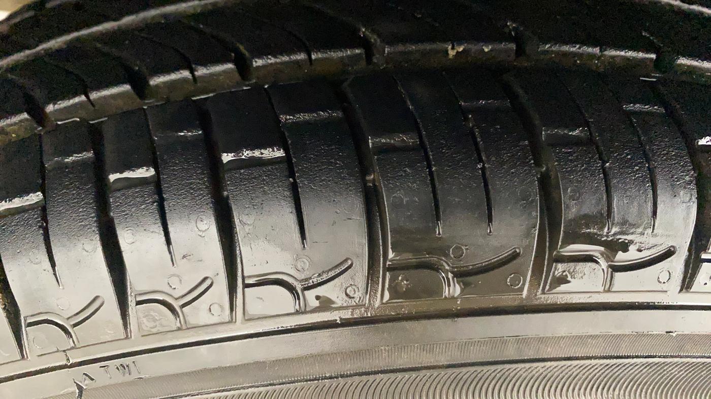 2018 Renault Kwid RXL, Petrol, Manual, 78,914 km, Left Rear Tyre Tread