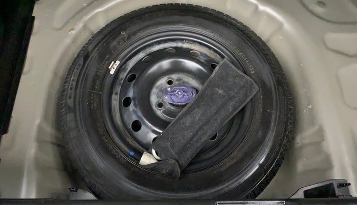 2021 Maruti Swift VXI AMT, Petrol, Automatic, 15,879 km, Spare Tyre