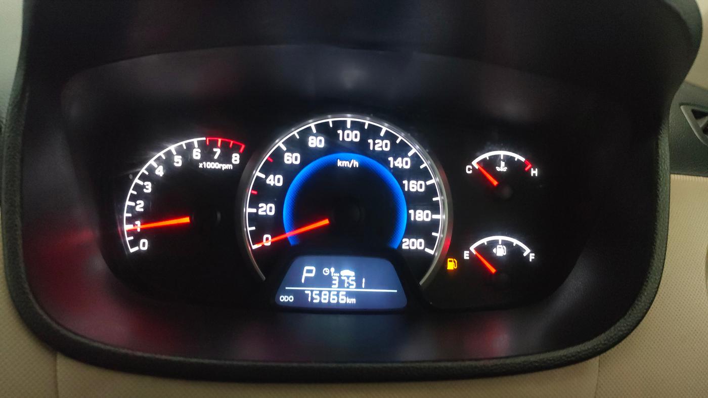2017 Hyundai Grand i10 SPORTZ (O) AT 1.2 KAPPA VTVT, Petrol, Automatic, 75,859 km, Odometer Image