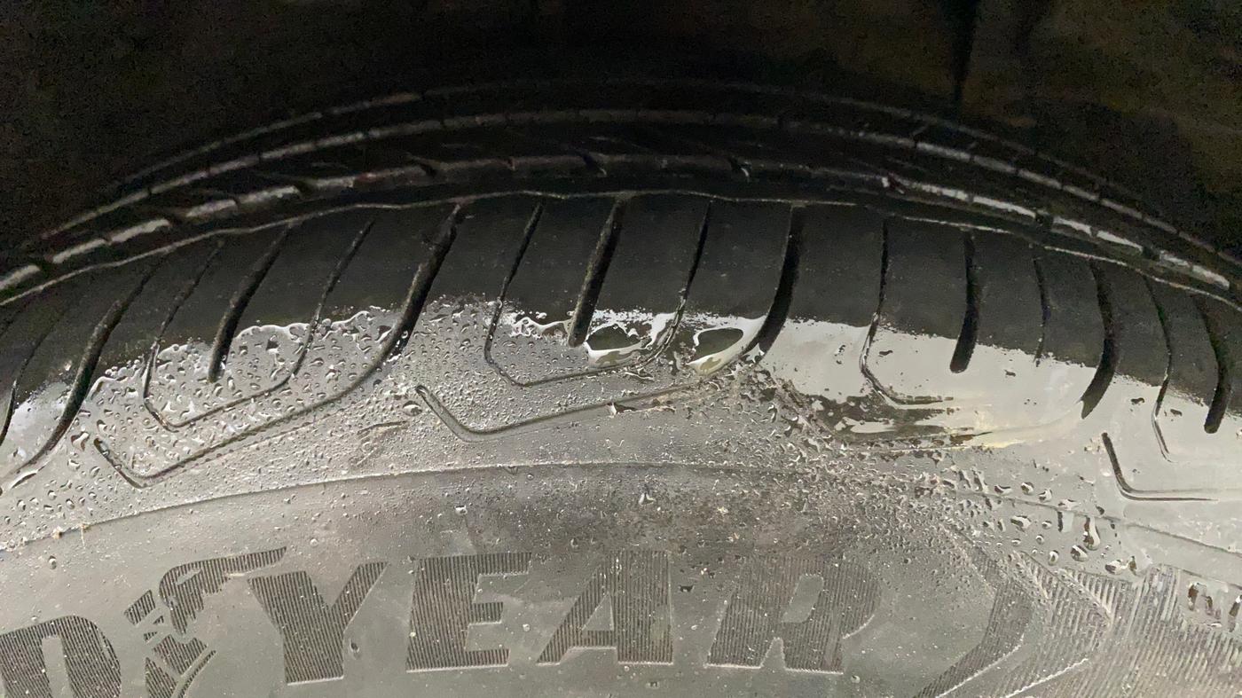 2019 Maruti Ciaz ALPHA 1.5 SHVS PETROL, CNG, Manual, 41,301 km, Right Front Tyre Tread