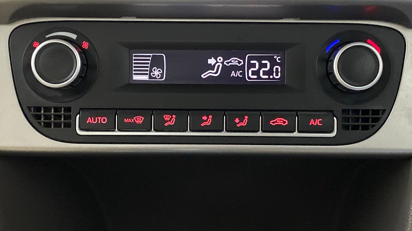 2016 Volkswagen Vento HIGHLINE TDI AT, Diesel, Automatic, 78,659 km, Automatic Climate Control