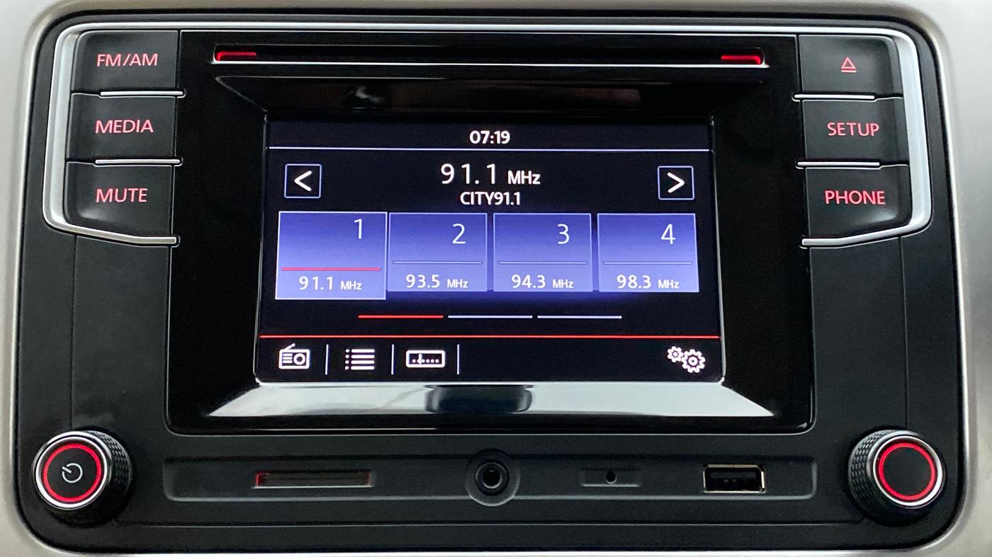 2016 Volkswagen Vento HIGHLINE TDI AT, Diesel, Automatic, 78,659 km, Infotainment System